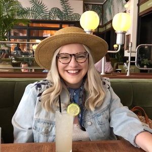 Meet your Posher, Isabella